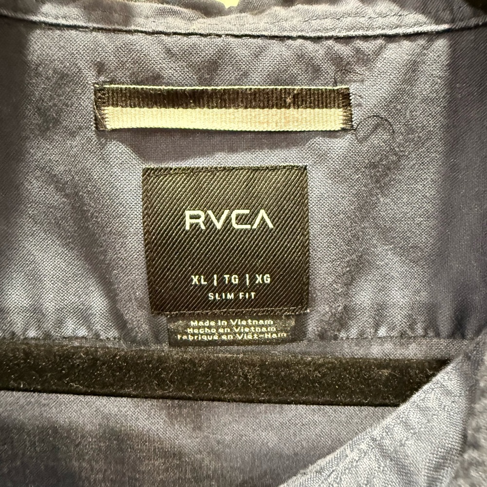 RVCA Men's Casual Navy Button Down Shirt Size XL - Picture 5 of 6